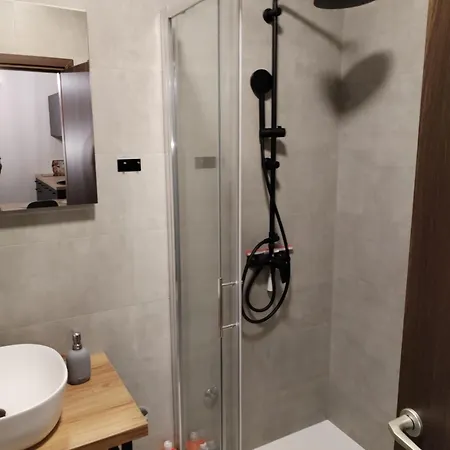 Ivor Apartment
