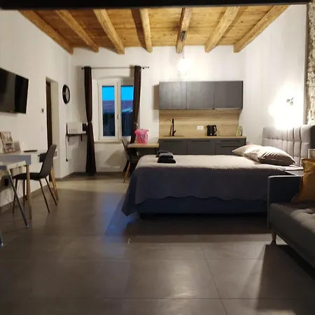 Apartment Ivor