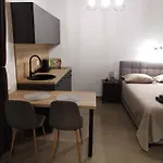 Apartment Ivor Bale